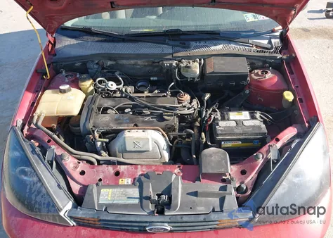 2003 Ford Focus Zx3 из США, поврежденный, VIN 3FAFP313X3R110032